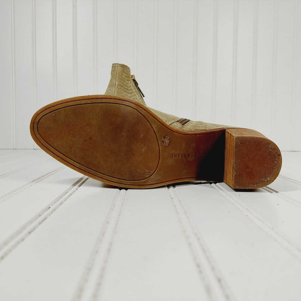 Lucky Brand Pickla Suede Leather Cut Out Booties B384 - Picture 11 of 12